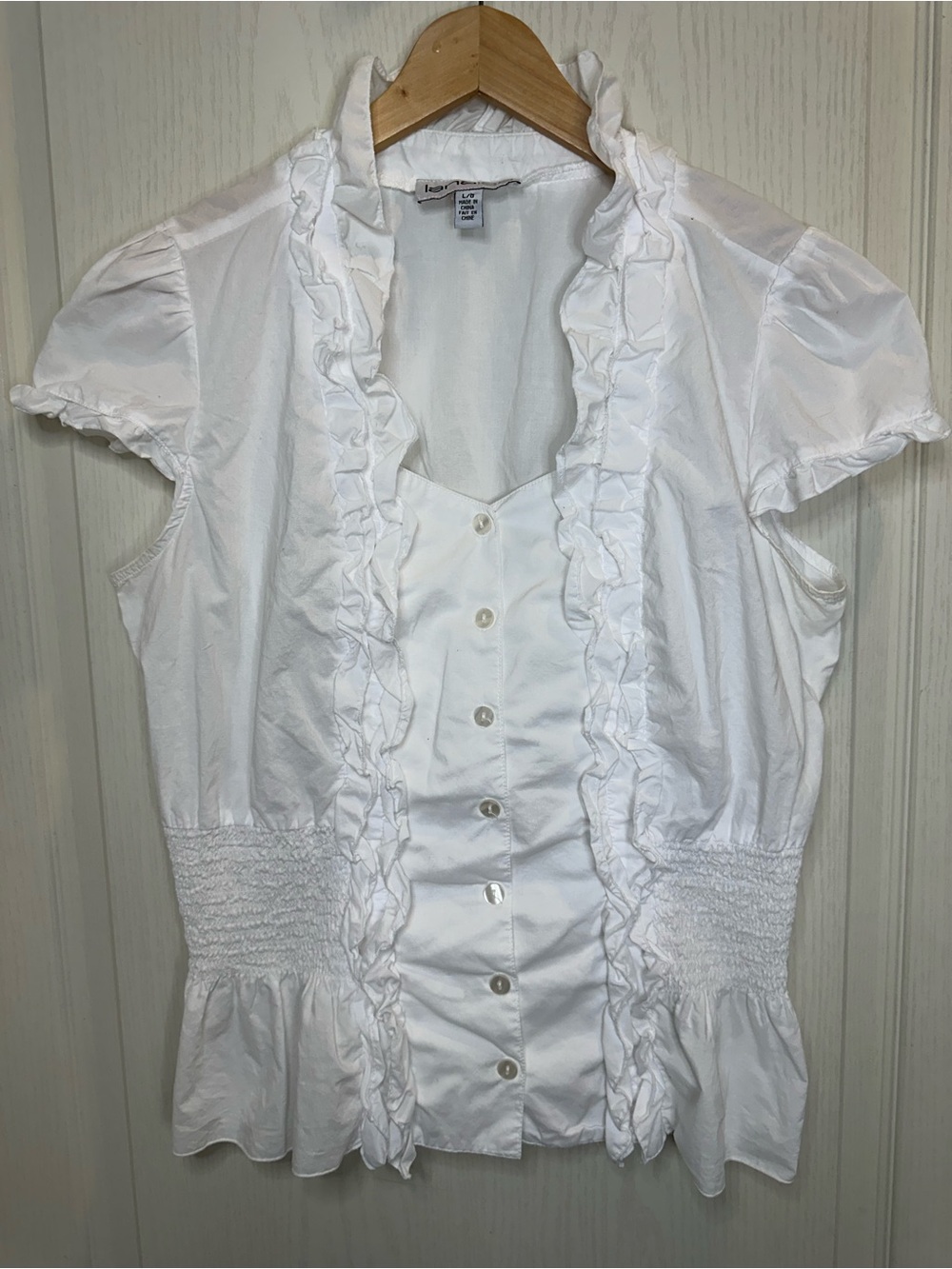 Women's White Ruffled Button-Front Blouse - L - Picture 3 of 11